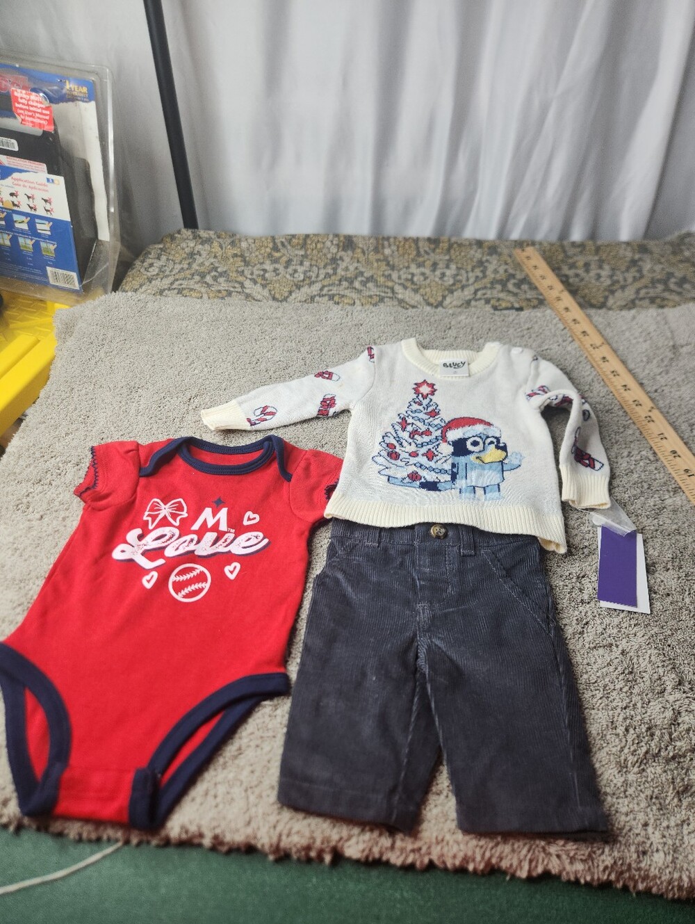 Toddlers 3 Piece Outfits Pants, Onesie & Sweater - Misc Brands - NB & 0-3 Mo